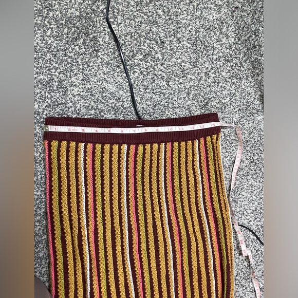 So Goods For Life Crochet Sweater Maxi Pencil
skirt Sz Large 34.5” length - Picture 8 of 9